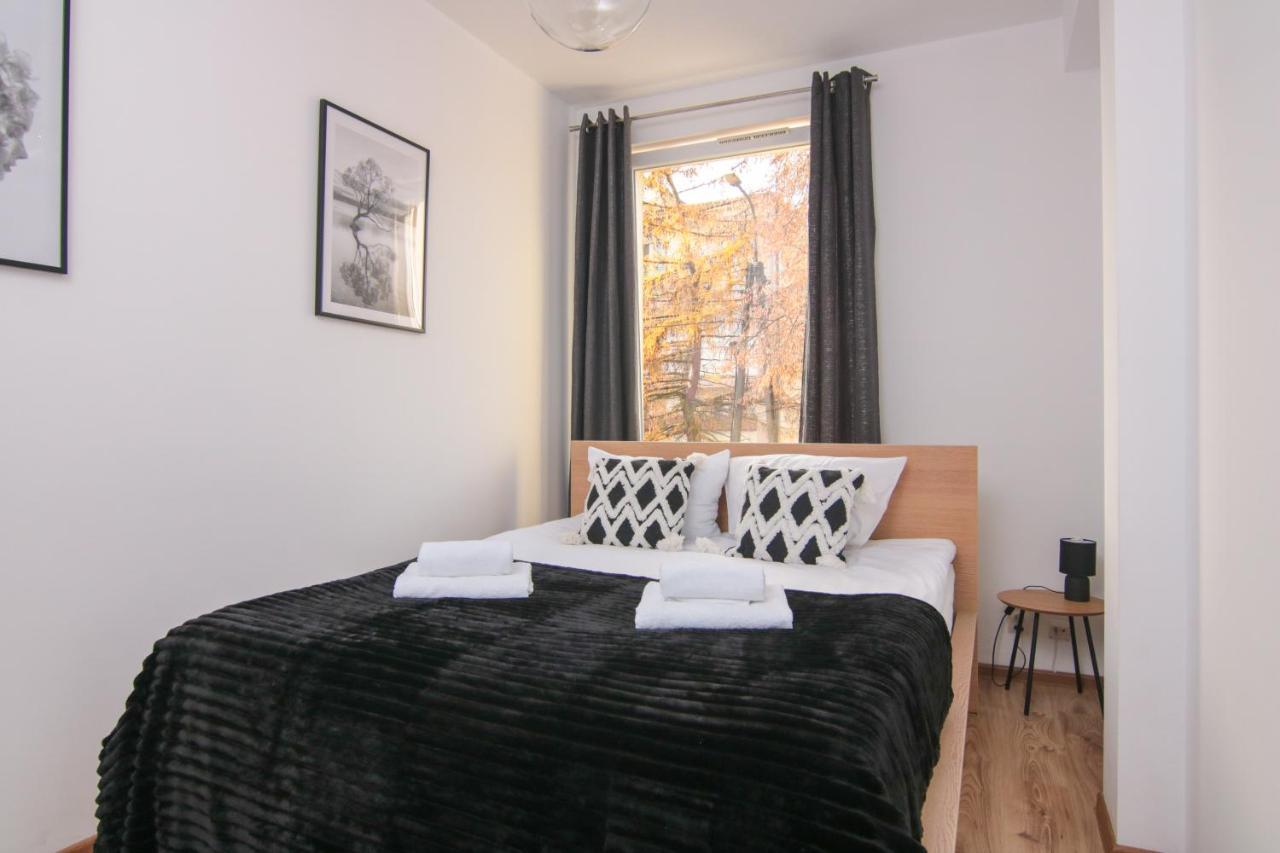 Dmk Green Apartment Near Warsaw-Modlin Airport Nowy Dwór Mazowiecki Exteriör bild