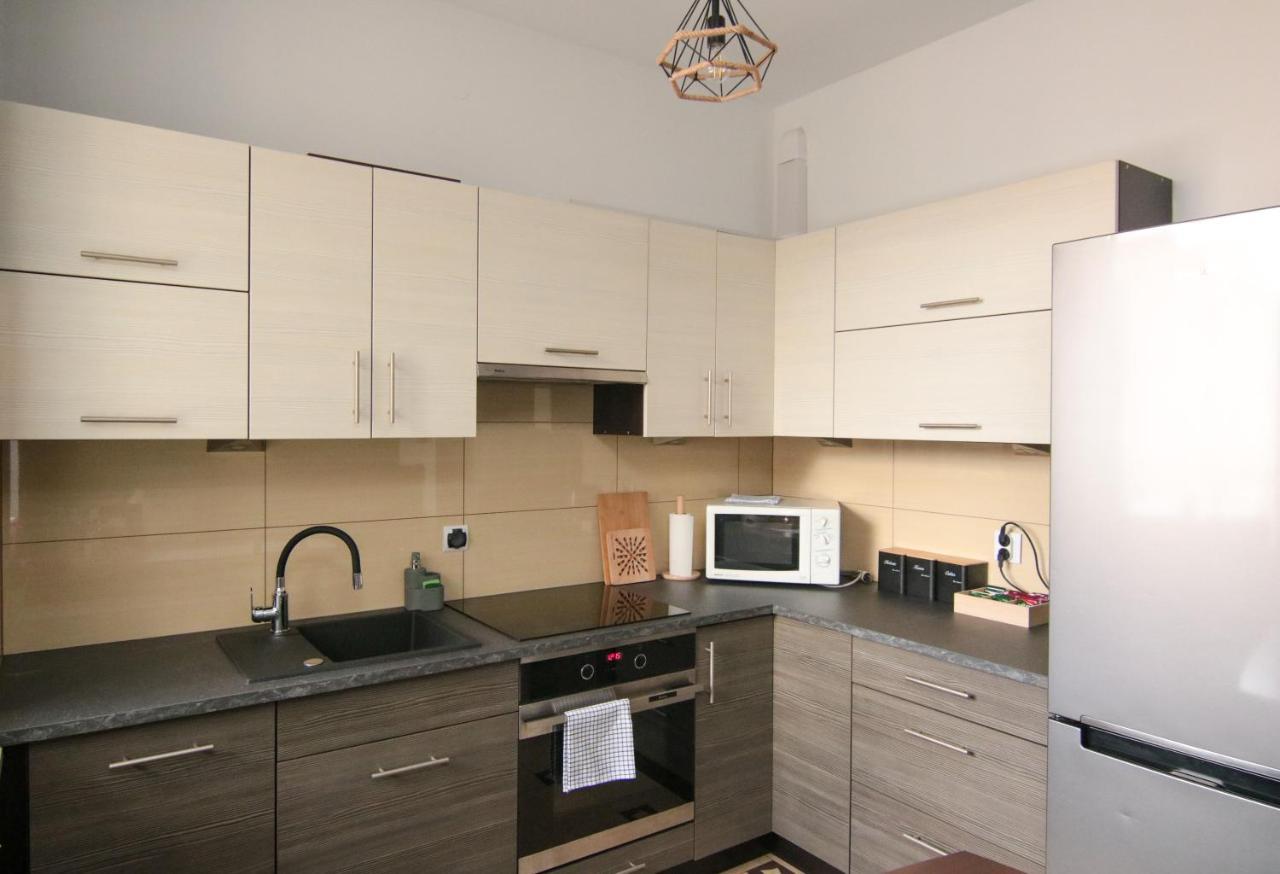 Dmk Green Apartment Near Warsaw-Modlin Airport Nowy Dwór Mazowiecki Exteriör bild